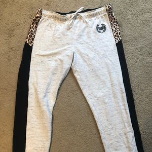 Victoria's Secret PINK Cheetah Leopard Sweatpants
